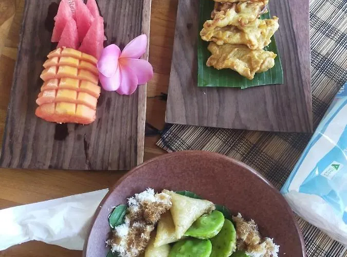 Serongga * Lebih